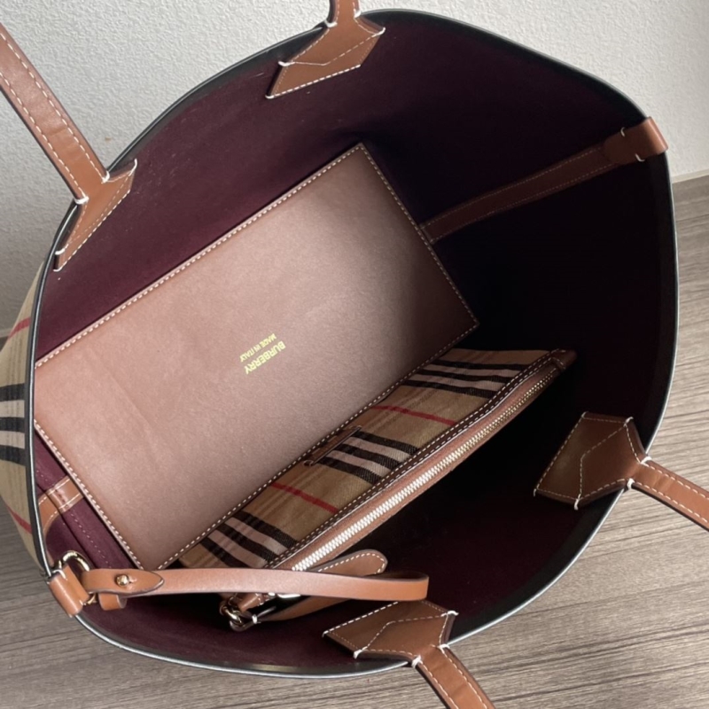 Bv*b*rry shopping bags